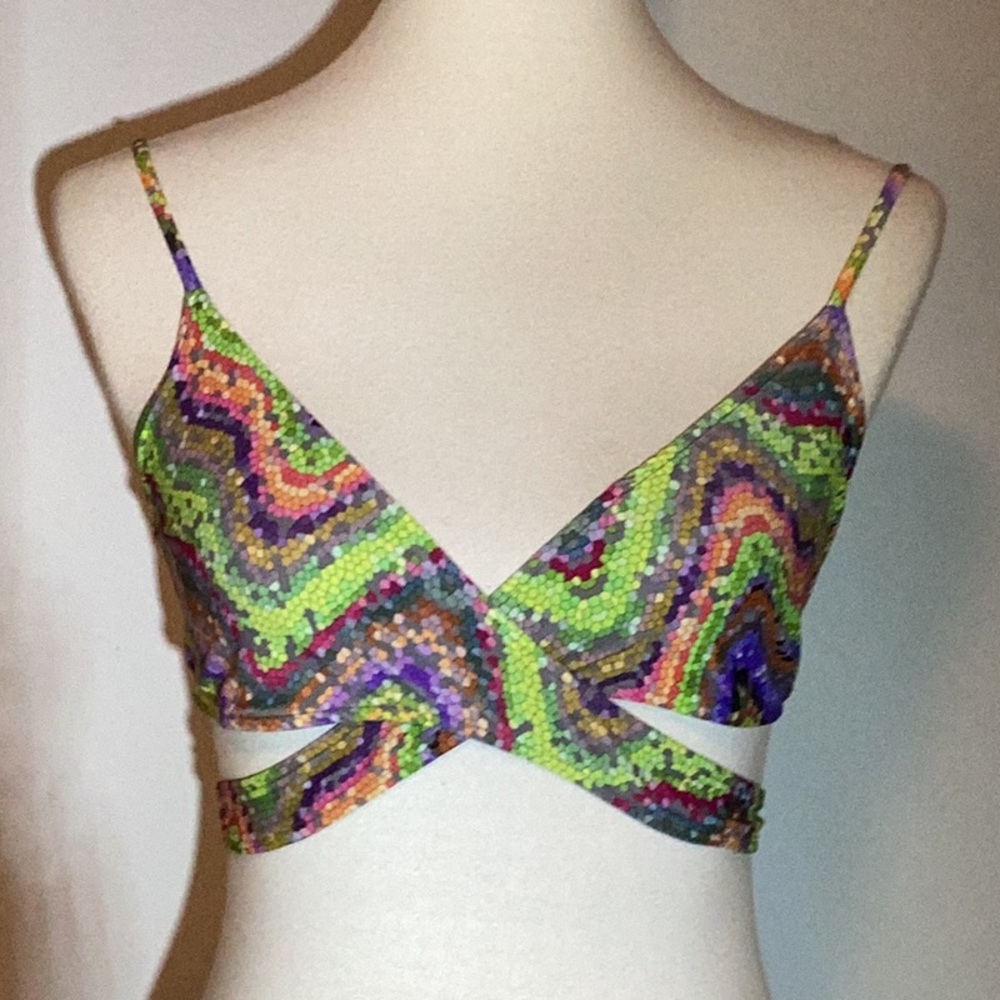 l*space wrap bikini top, wraps around or ties in front, size Medium